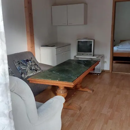 Bed & Breakfast Gaestehaus Bergwald