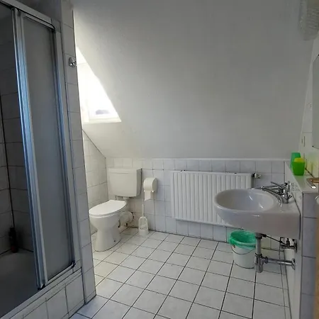 לינה וארוחת בוקר Gaestehaus Bergwald קורורט גוריש