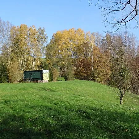 לינה וארוחת בוקר Gaestehaus Bergwald קורורט גוריש