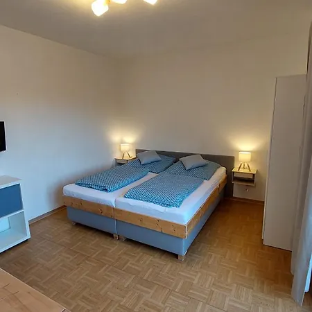 Gaestehaus Bergwald 3*