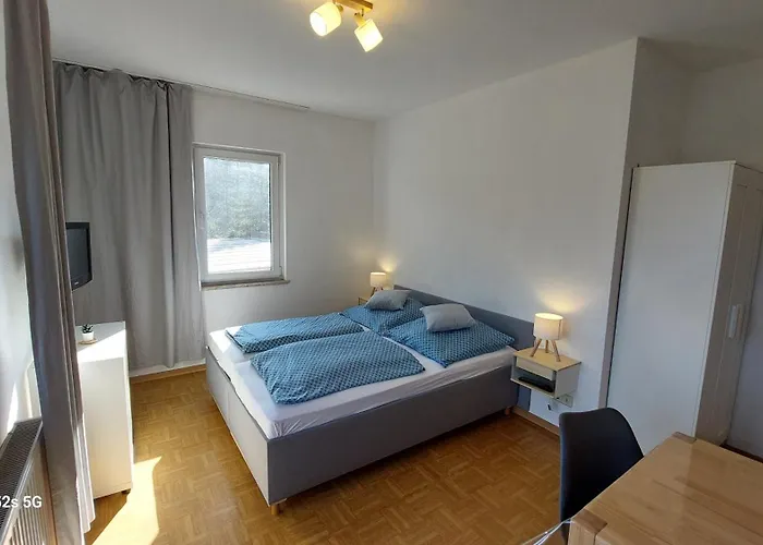 Gaestehaus Bergwald Bed & Breakfast 3*